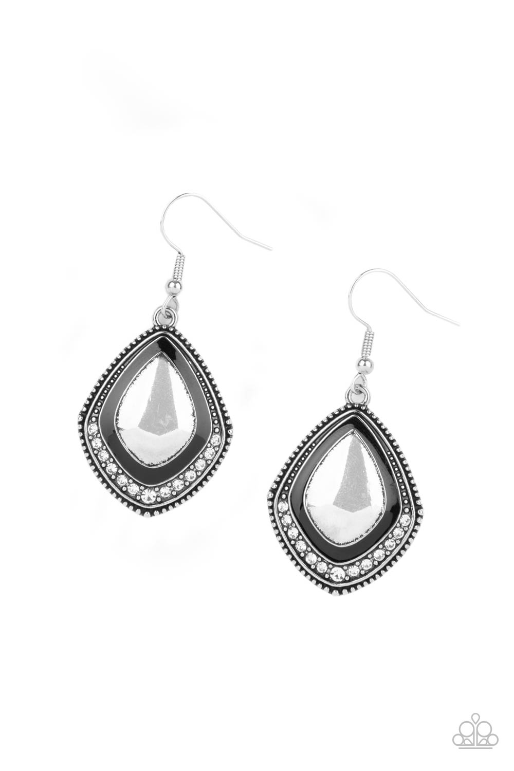 Fearlessly Feminine - black - Paparazzi earrings