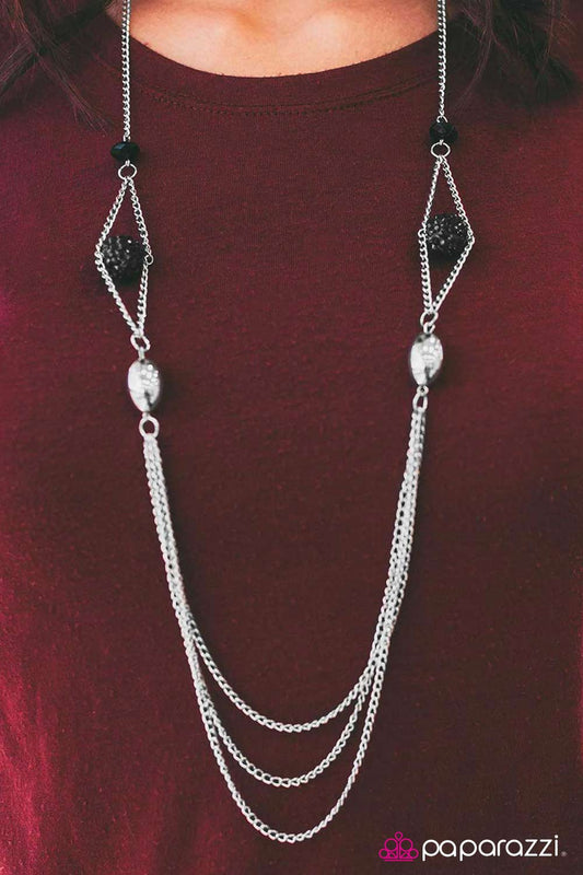Feelin Festive - Black - Paparazzi necklace