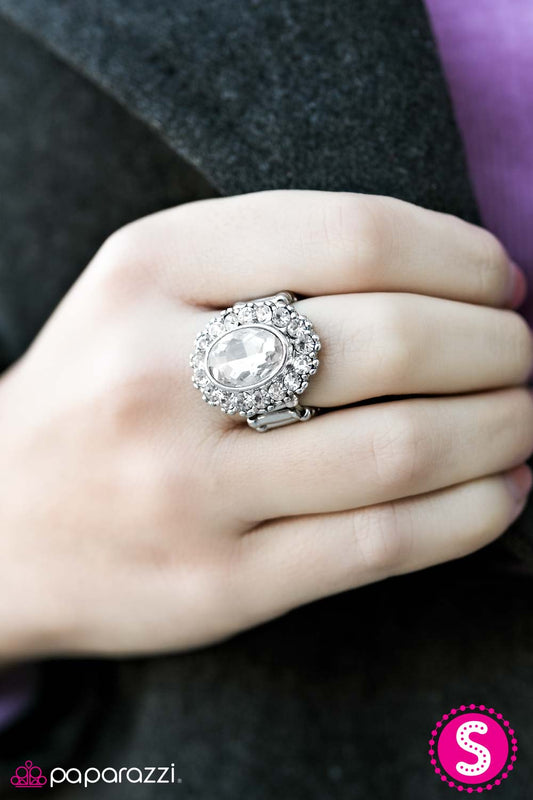 Fever Pitch - White - Paparazzi ring