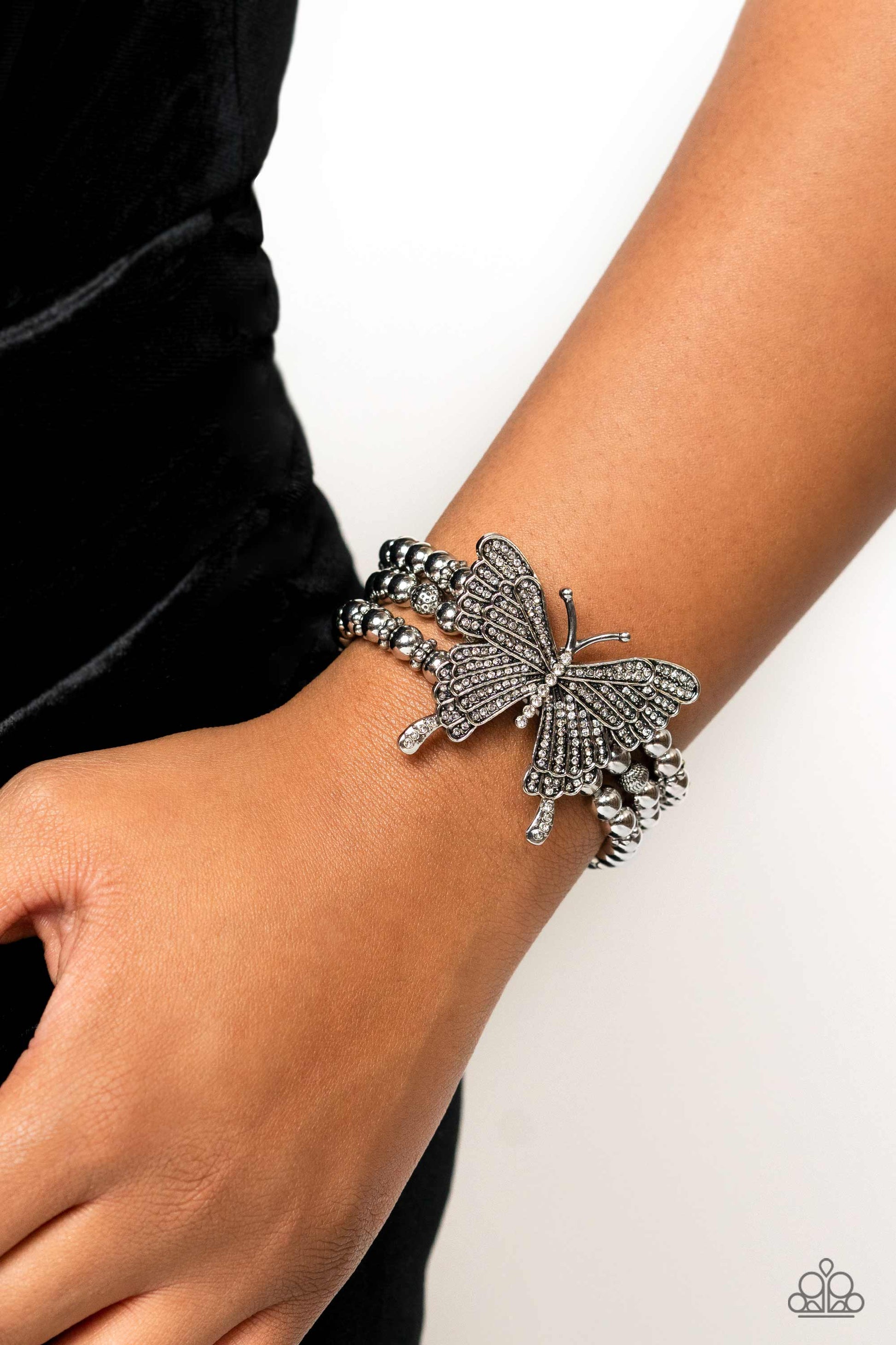 First WINGS First - white - Paparazzi bracelet