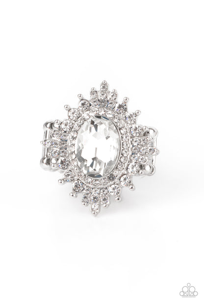 Five-Star Stunner - white - Paparazzi ring