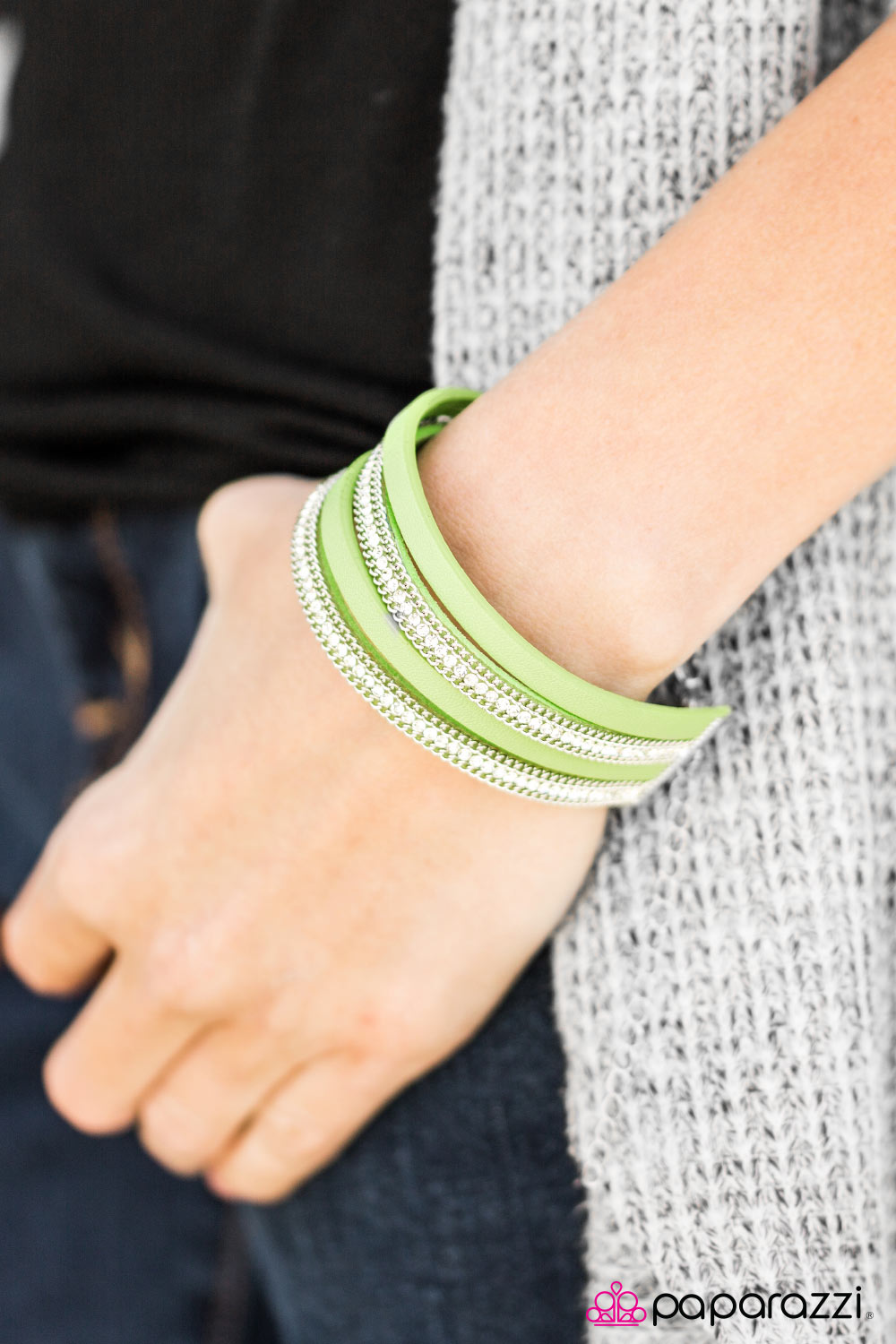 Flash Mob Fashion - Green Paparazzi bracelet