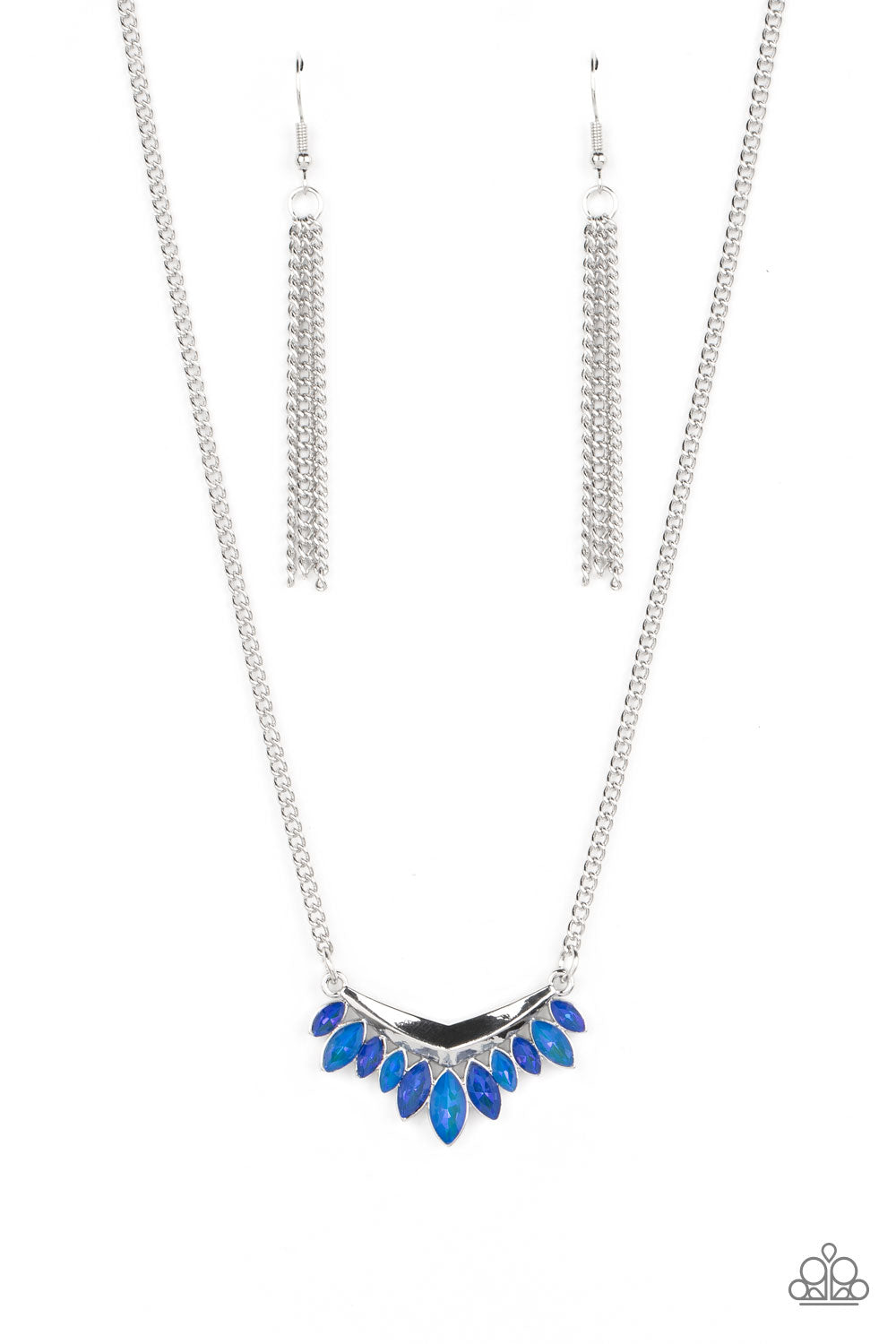 Flash of Fringe - blue - Paparazzi necklace