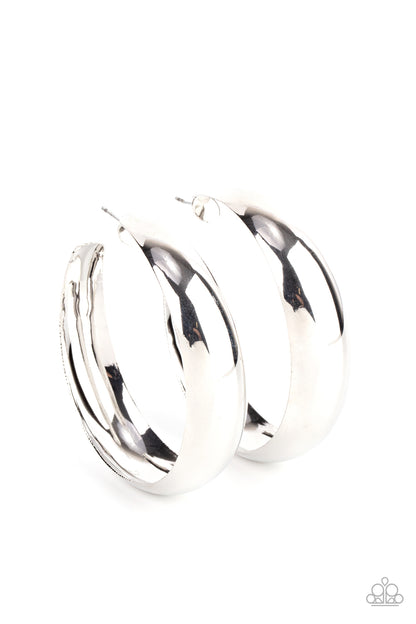 Flat Out Flawless - silver - Paparazzi earrings