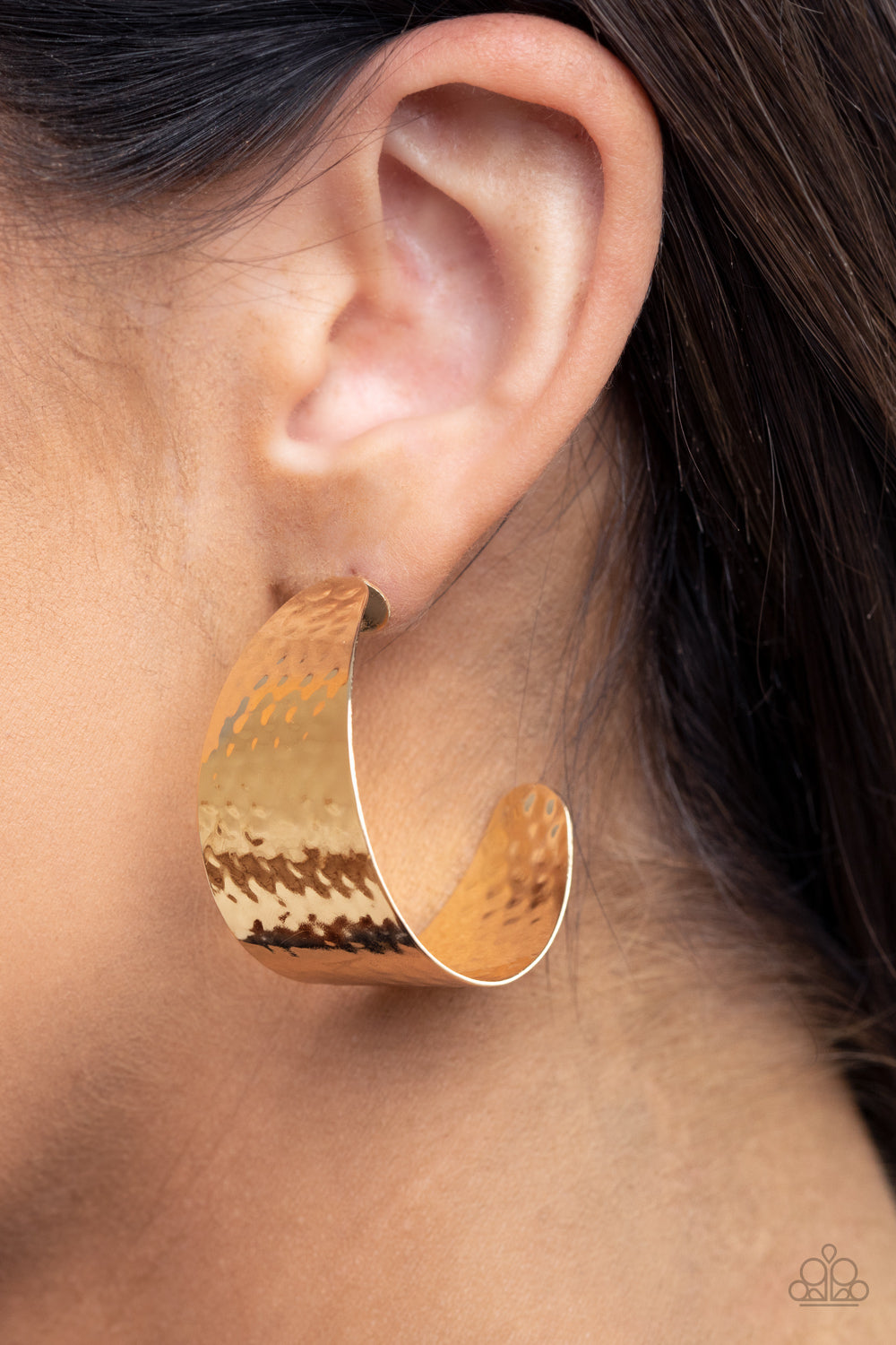 Flatten the Curve - gold - Paparazzi earrings