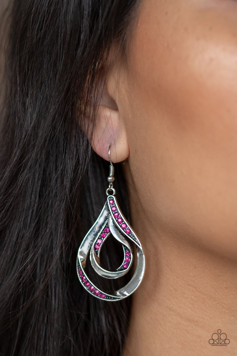 Flavor of the Fleek -pink-Paparazzi earrings