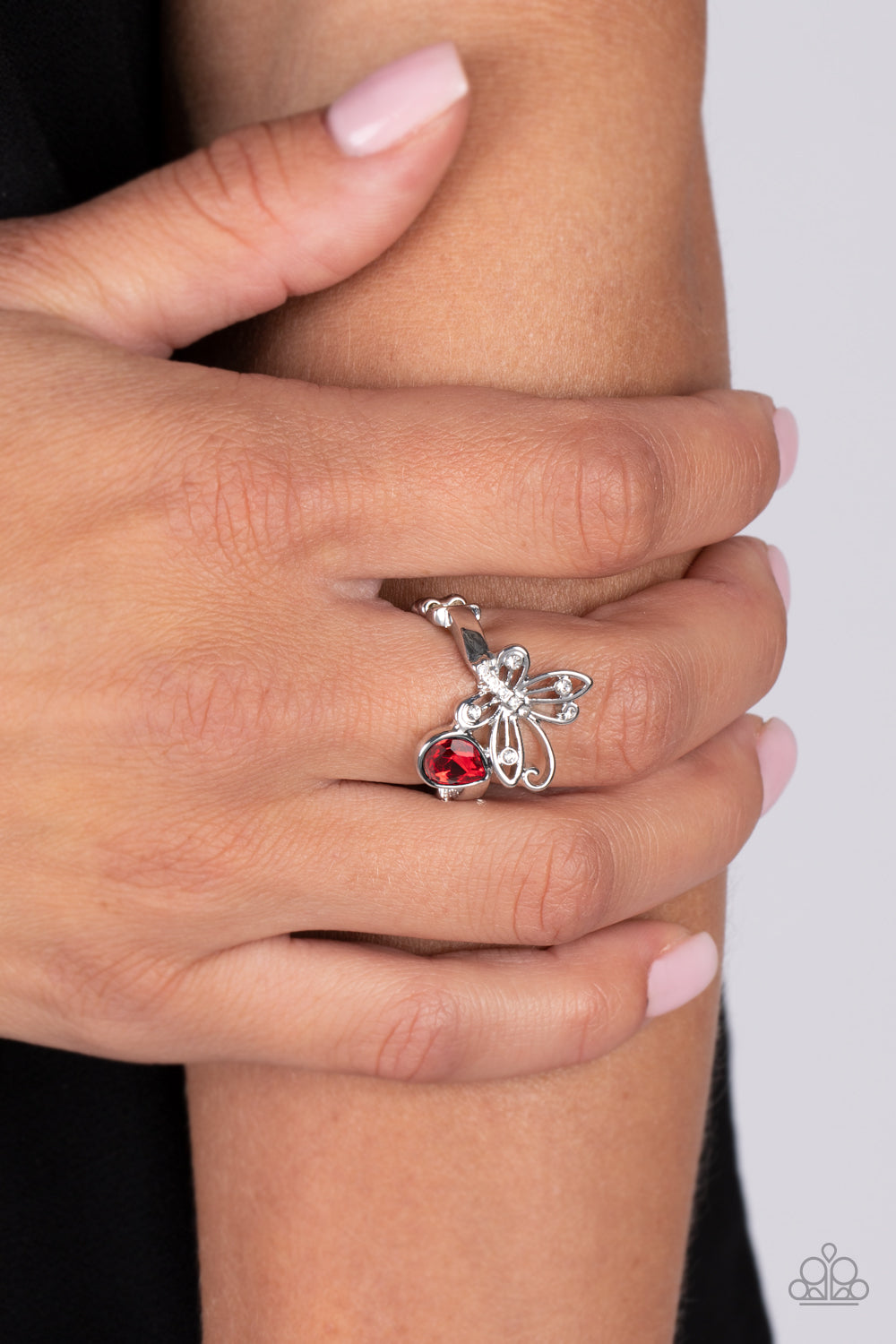 Flawless Flutter - red - Paparazzi ring