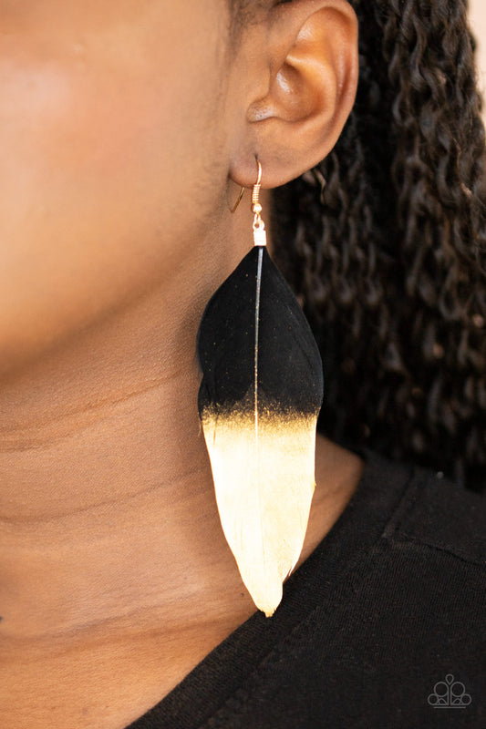 Fleek Feathers - black - Paparazzi earrings