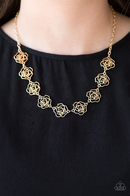 Fleur De Flirt - gold - Paparazzi necklace