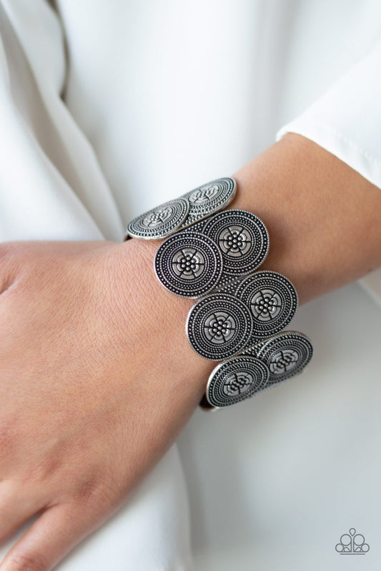Flirtatious Florals-silver-Paparazzi bracelet