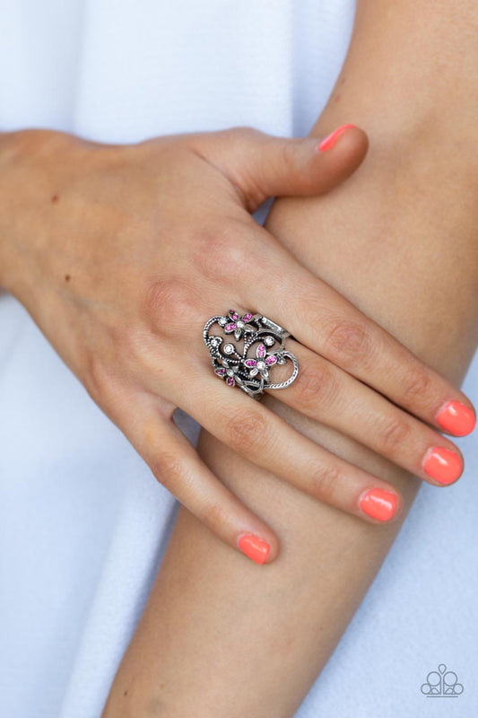 Flirtatiously Flowering - pink - Paparazzi ring