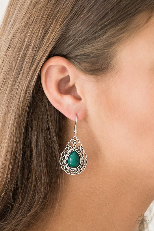 Flirty Finesse - green - Paparazzi earrings
