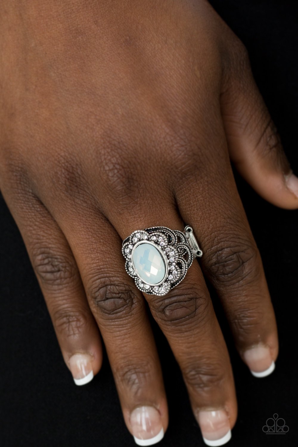 Floral Fairways - white - Paparazzi ring