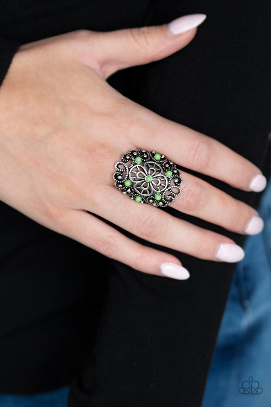Floral Fancies-green-Paparazzi ring