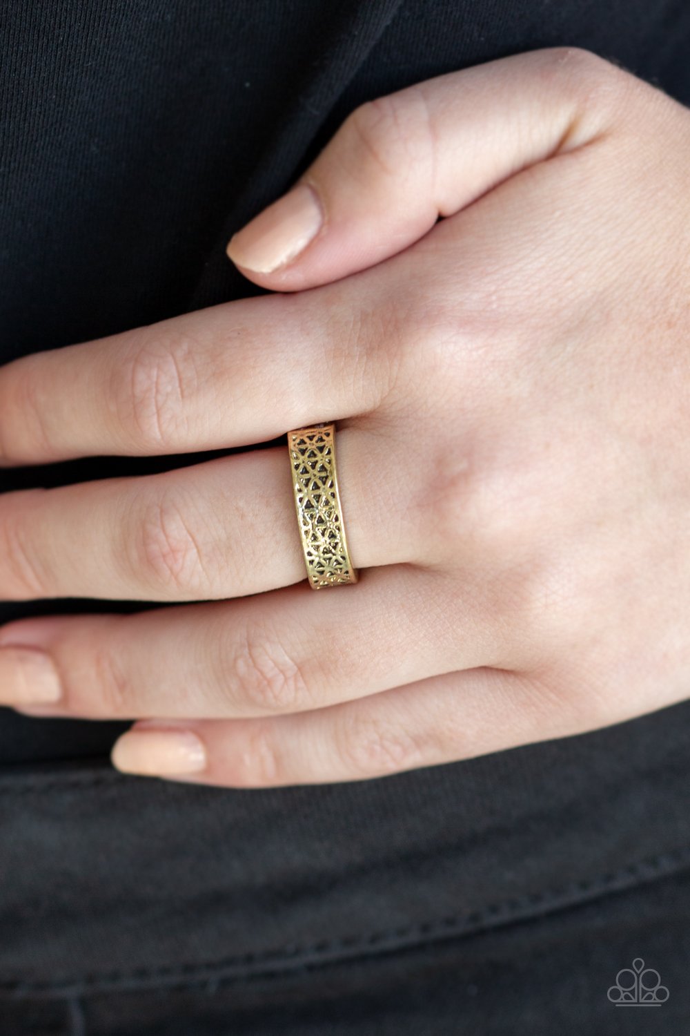 Flowerbed And Board-brass-Paparazzi ring