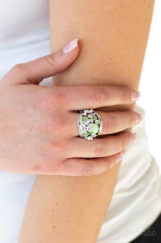 Flutter Me Up-green-Paparazzi ring
