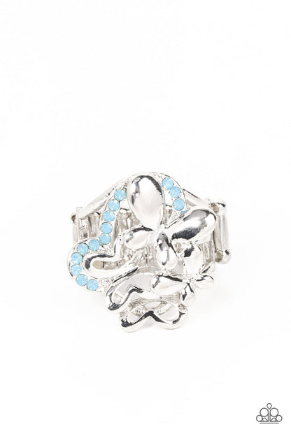 Fluttering Flashback - blue - Paparazzi ring