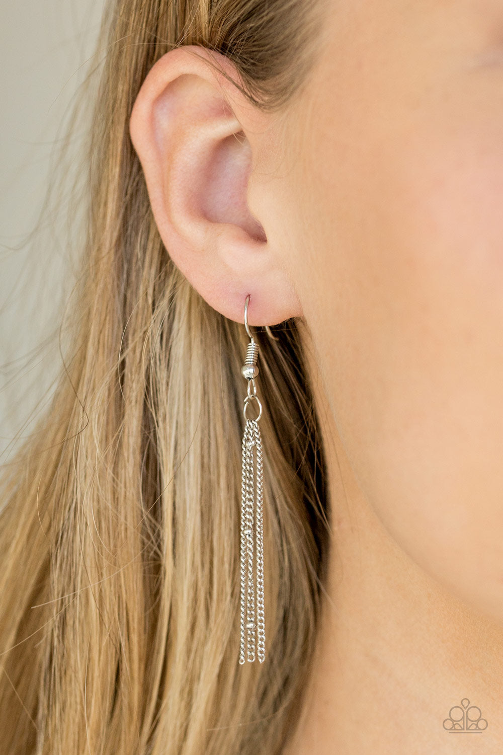 Fly the Coop - black - Paparazzi necklace