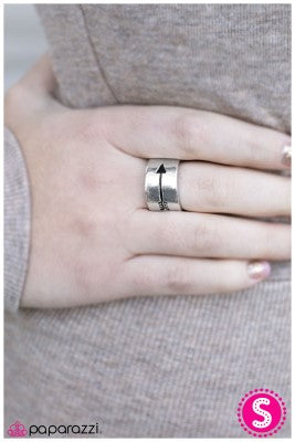 Follow your Arrow - Paparazzi ring