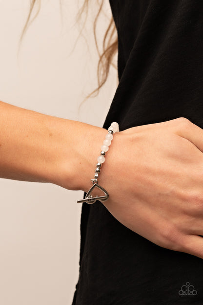 Following My Heart - white - Paparazzi bracelet