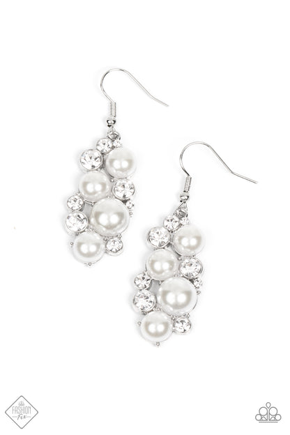 Fond of Baubles - white - Paparazzi earrings