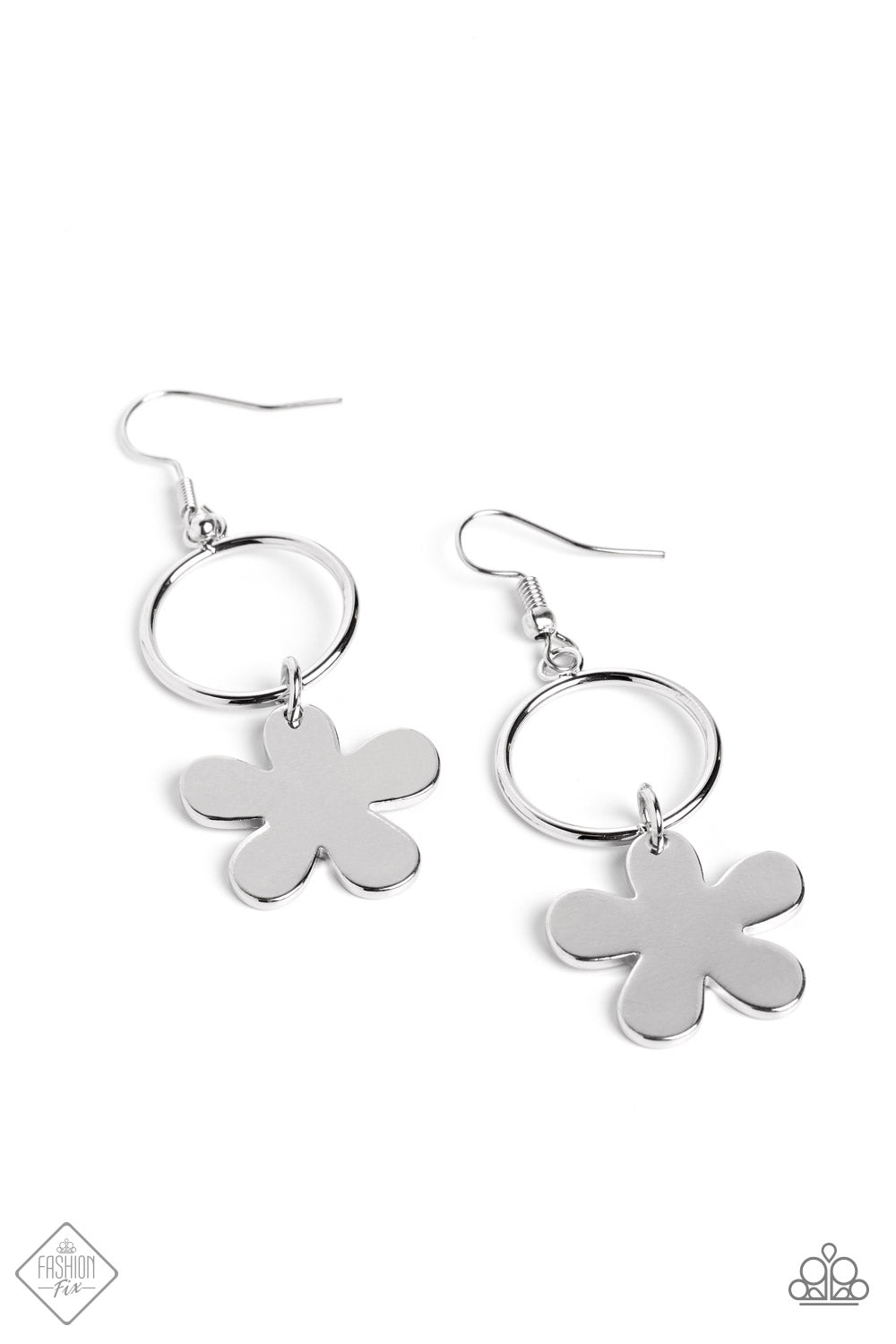 Foreshore Figurine - silver - Paparazzi earrings