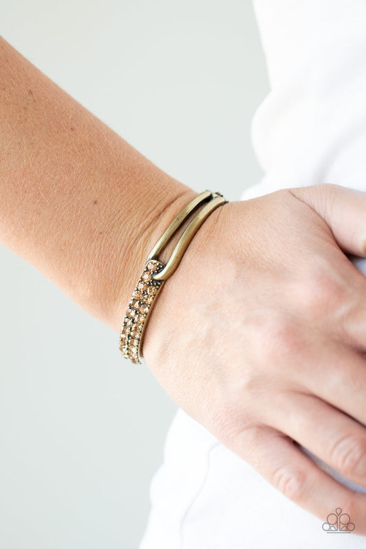 Freeze! - brass - Paparazzi bracelet