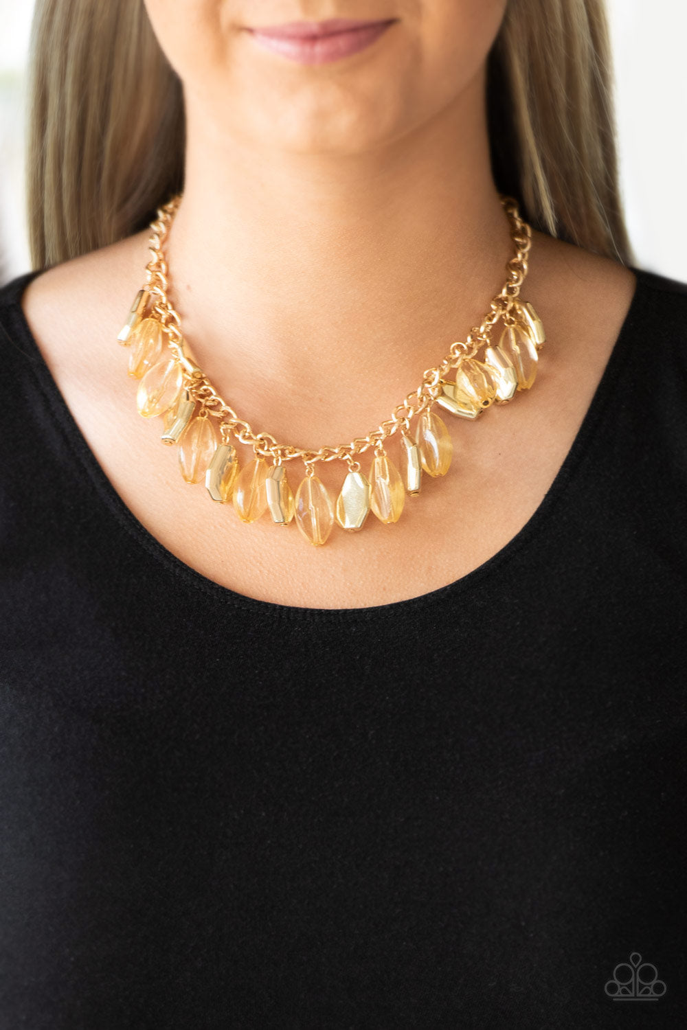 Fringe Fabulous - gold - Paparazzi necklace