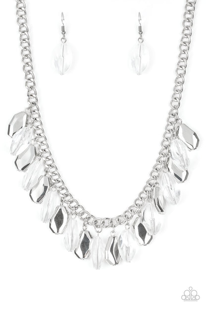 Fringe Fabulous - white - Paparazzi necklace