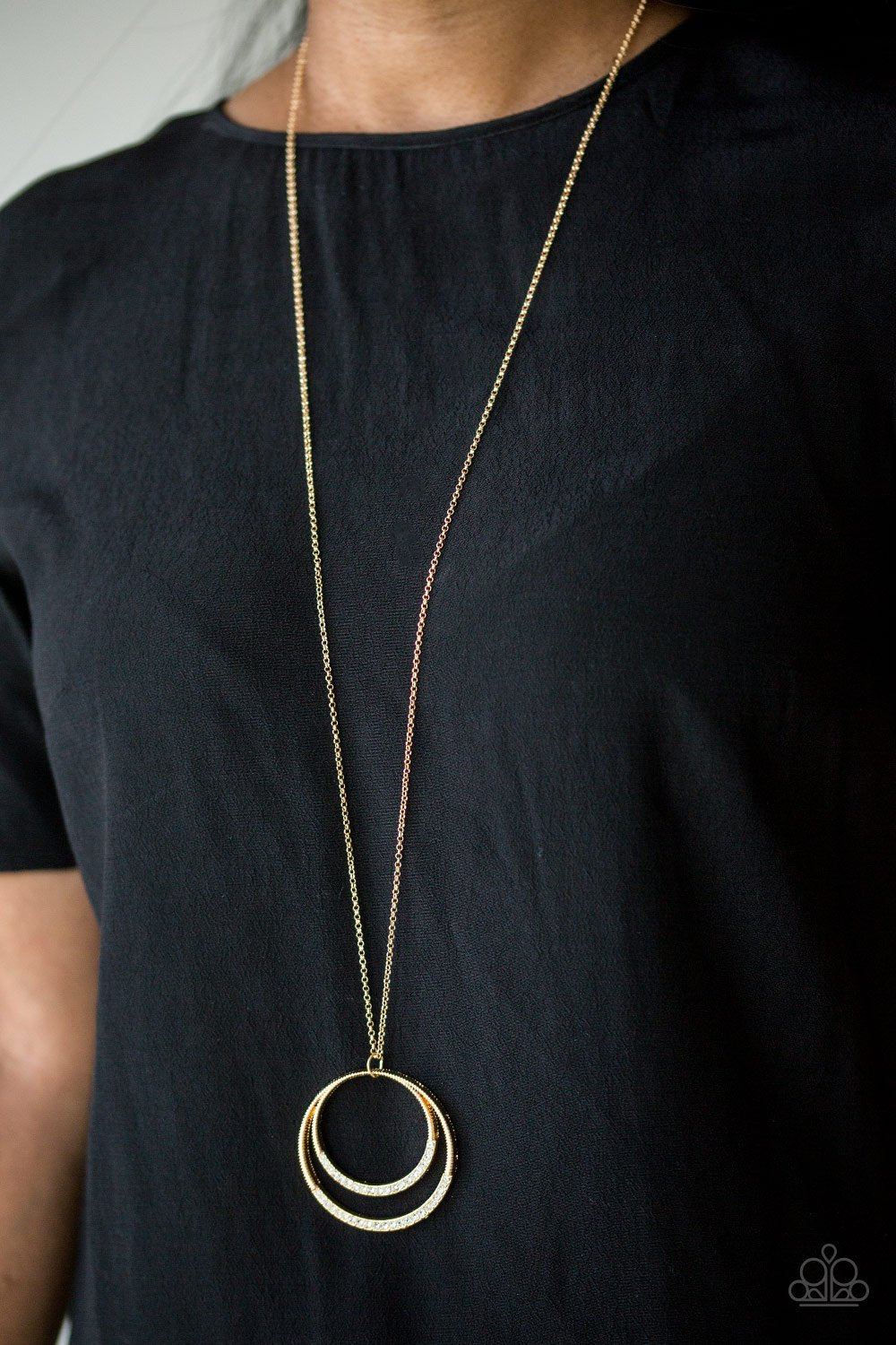Front and Epicenter - gold - Paparazzi necklace