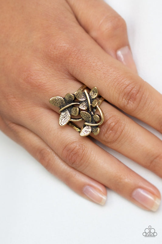 Full of Flutter-brass-Paparazzi ring