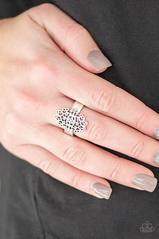 Full of HAUTE Air-silver-Paparazzi ring