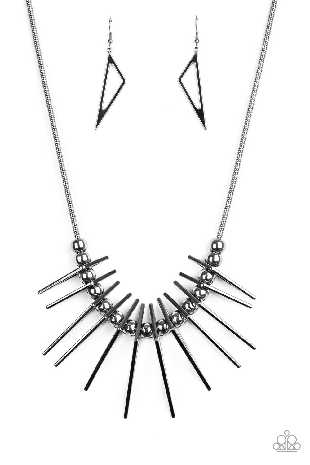 Fully Charged - black - Paparazzi necklace