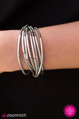 GLEAM On - Paparazzi Bracelet