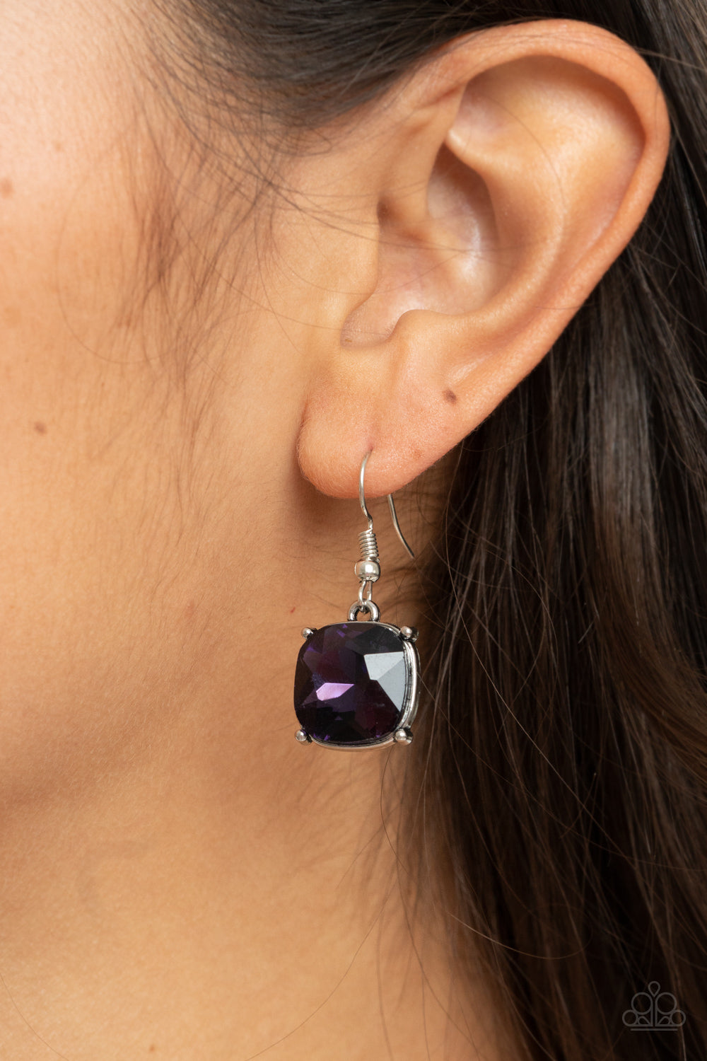 GLOW Me The Money! - purple - Paparazzi necklace