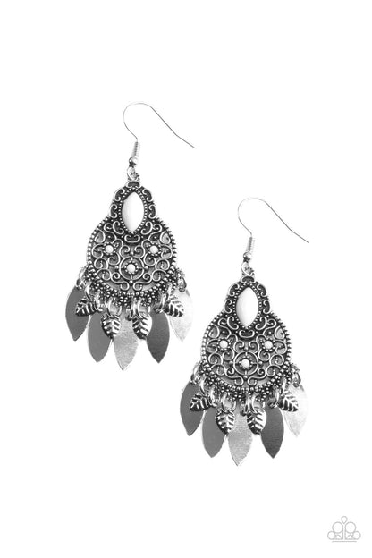 Galapagos Glamping - white - Paparazzi earrings