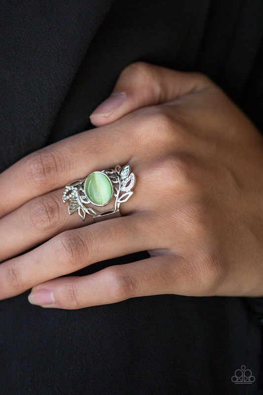 Garden Dew - green - Paparazzi ring
