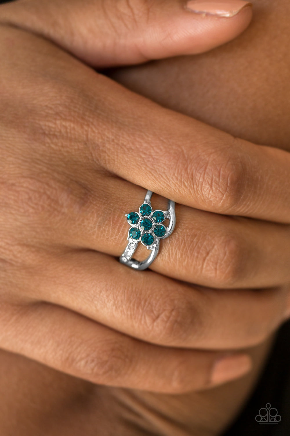Garden GLEAM - blue - Paparazzi ring