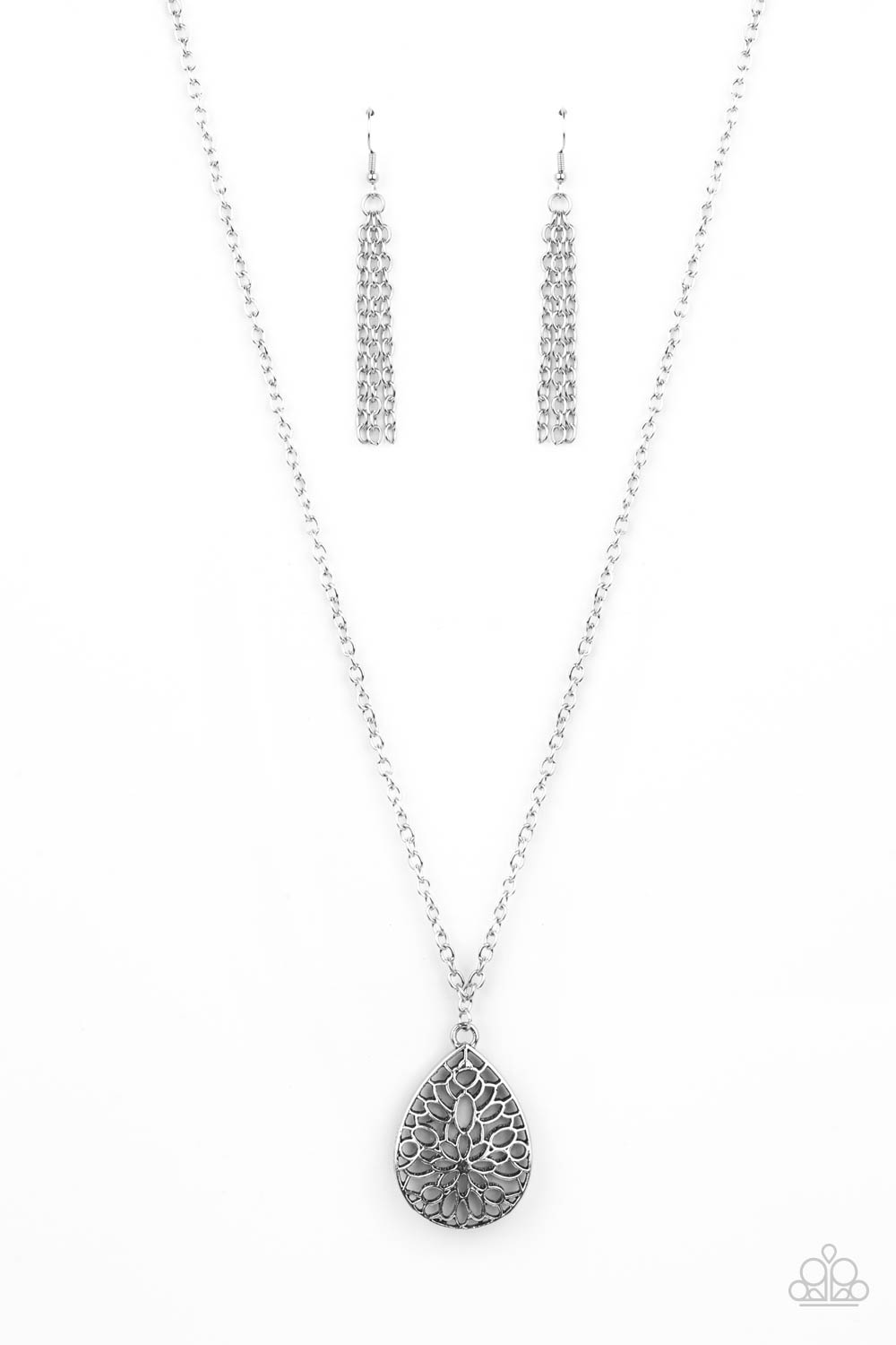 Garden Estate - silver - Paparazzi necklace