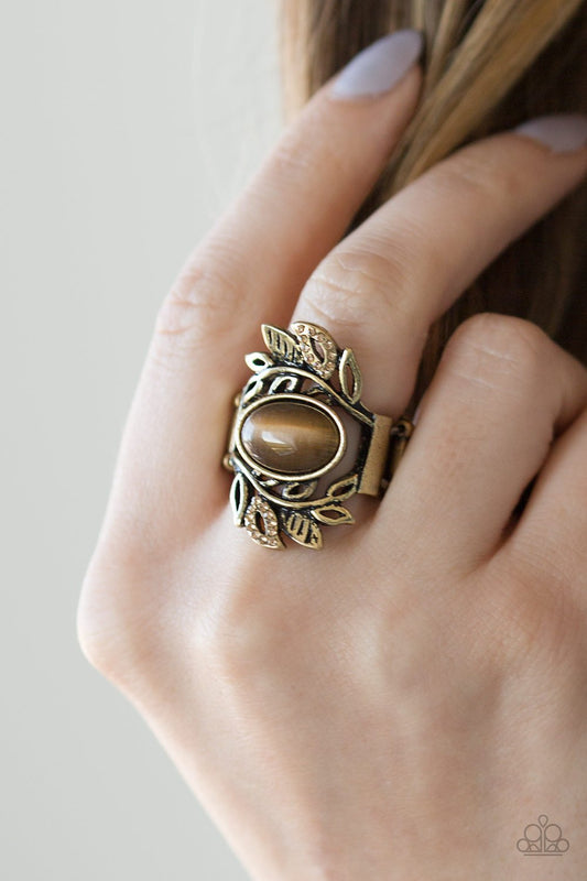 Garden Dew - brass - Paparazzi ring
