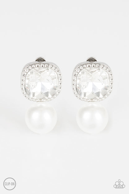 Gatsby Gleam - white - Paparazzi CLIP ON earrings