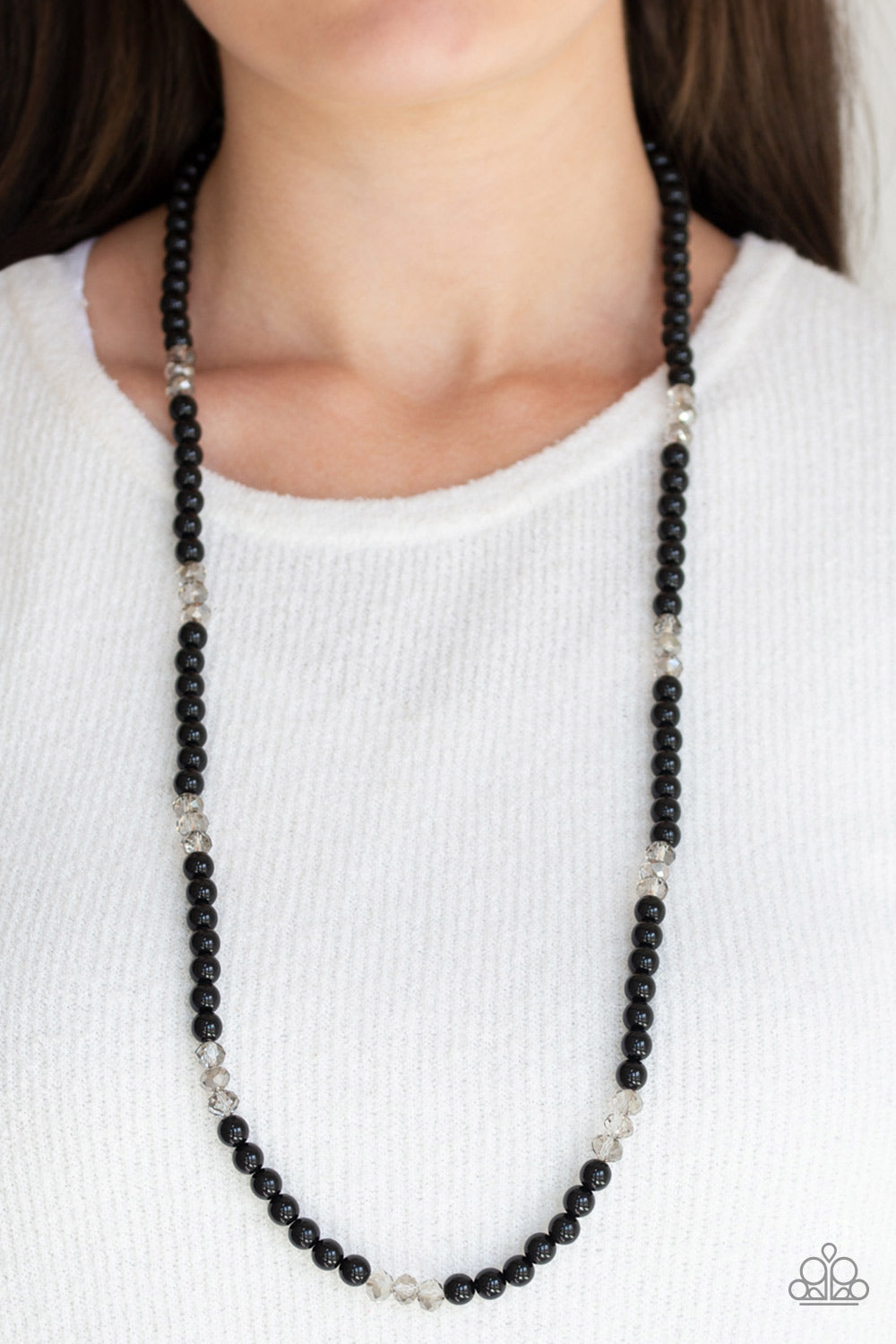 Girls Have More FUNDS - black - Paparazzi necklace