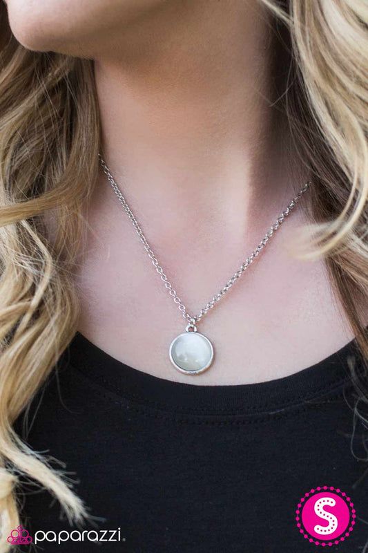 Give Me The Moon - Paparazzi necklace