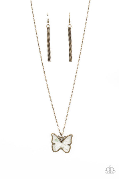 Gives Me Butterflies - brass - Paparazzi necklace