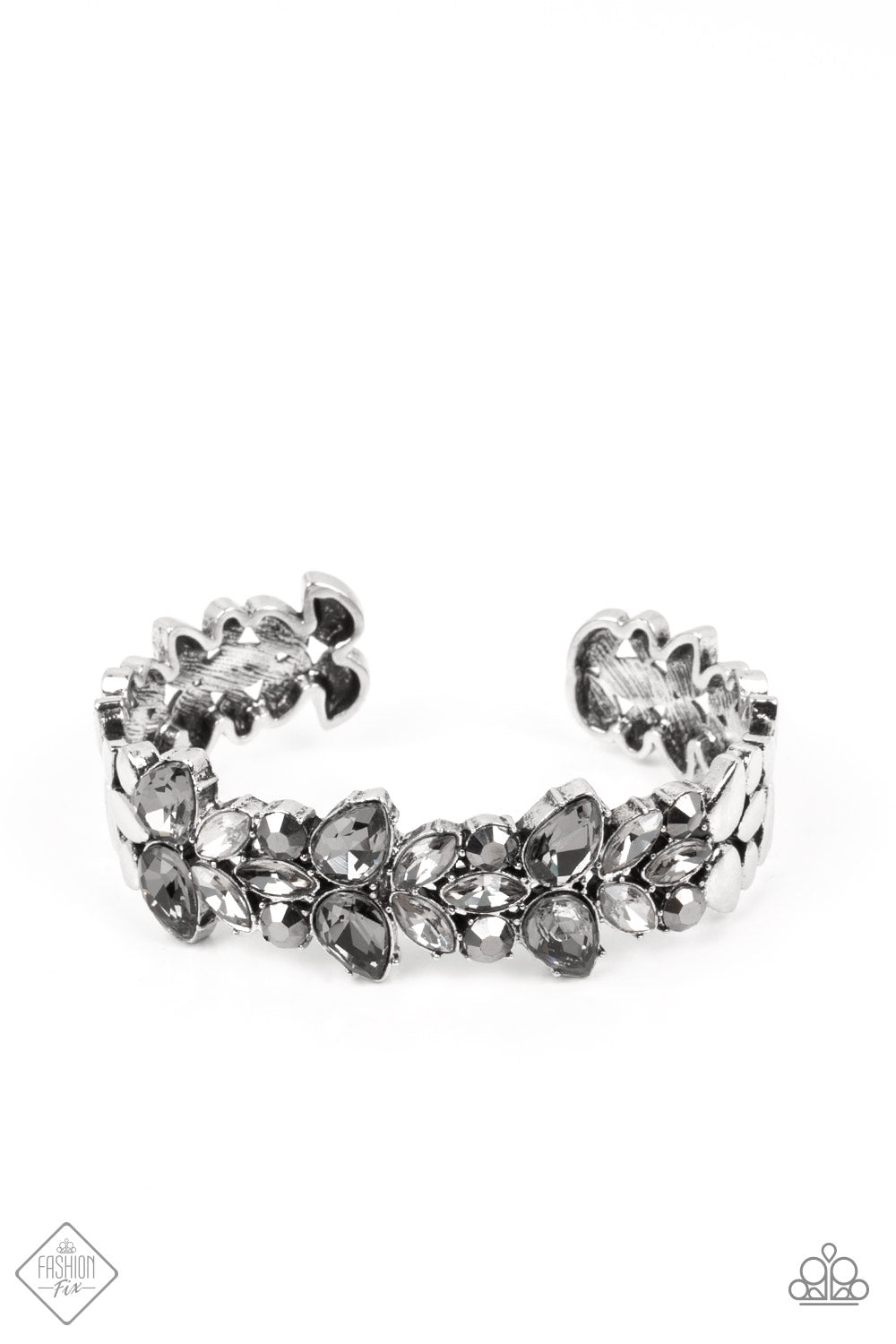 Glacial Gleam - silver - Paparazzi bracelet