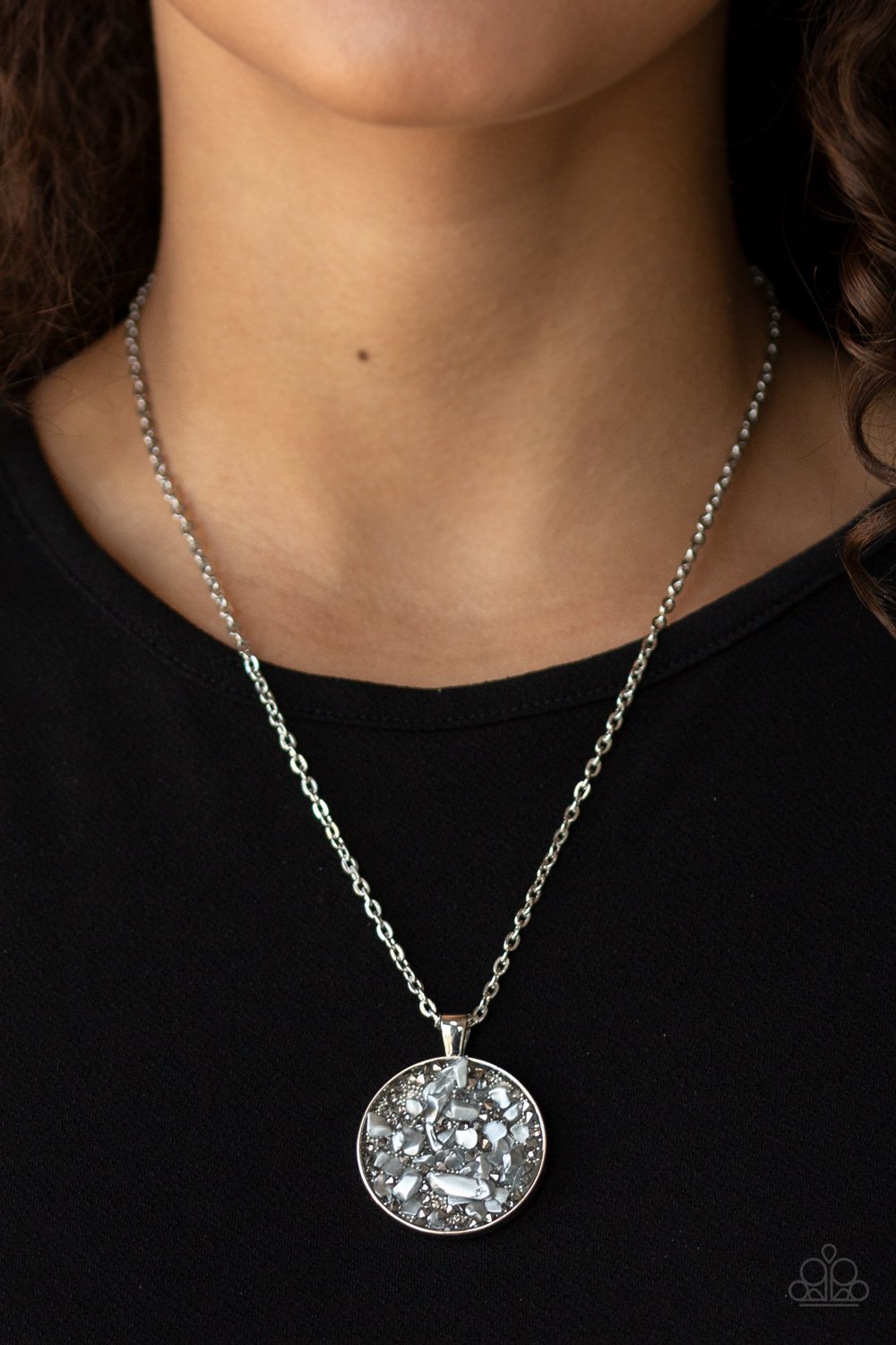Glam Crush Monday-silver-Paparazzi necklace