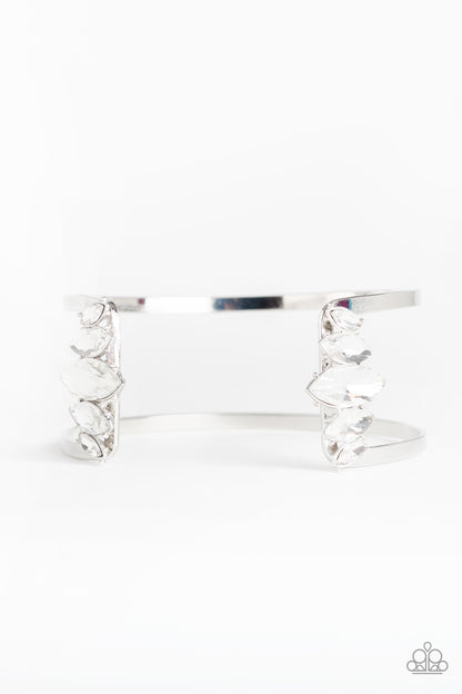 Glam Power - white - Paparazzi bracelet
