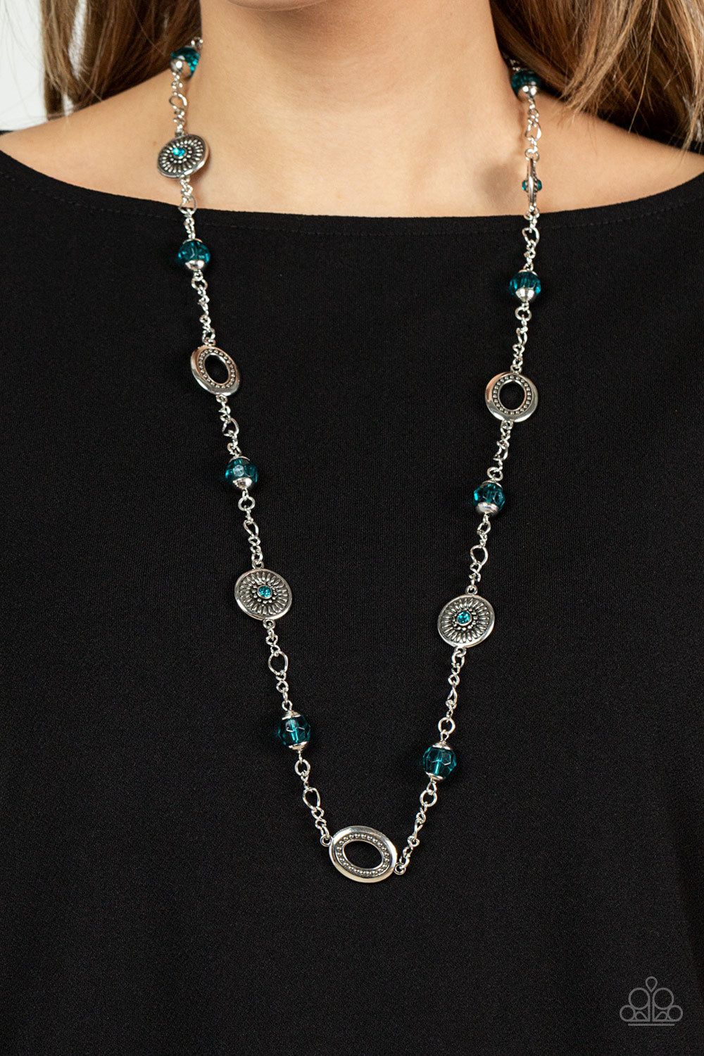 Glammed Up Goals - blue - Paparazzi necklace