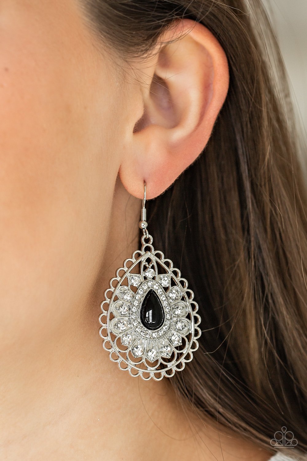 Glamour Grandeur-black-Paparazzi earrings