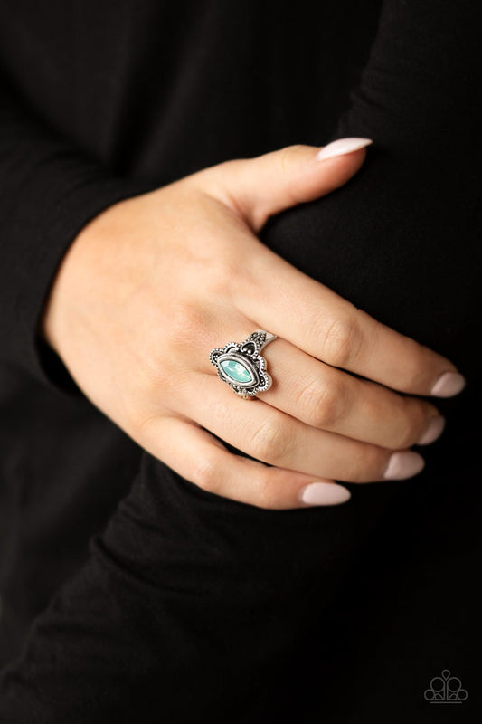 Glass Half COLORFUL-green-Paparazzi ring